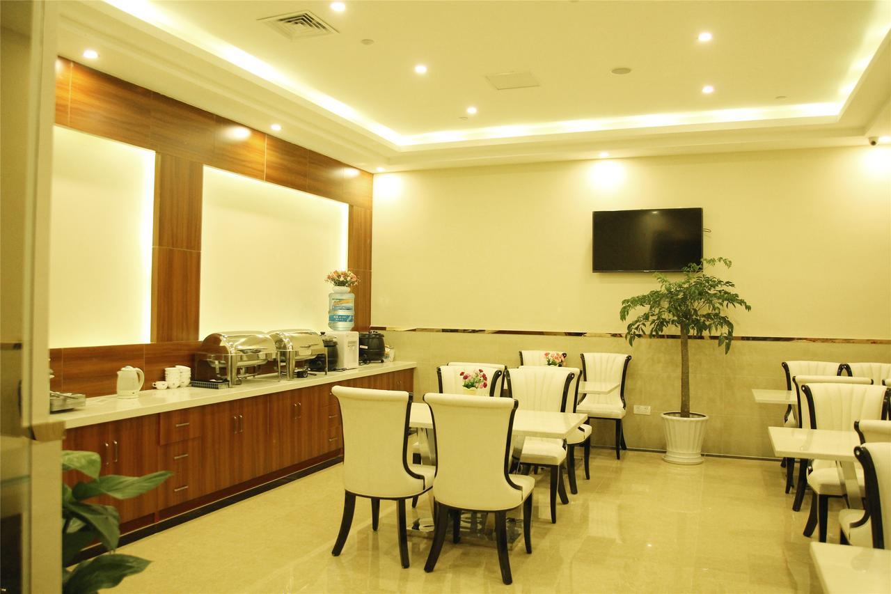 Shell Shanghai Pudong Xin District Huanglou Town Furong Road Exterior photo