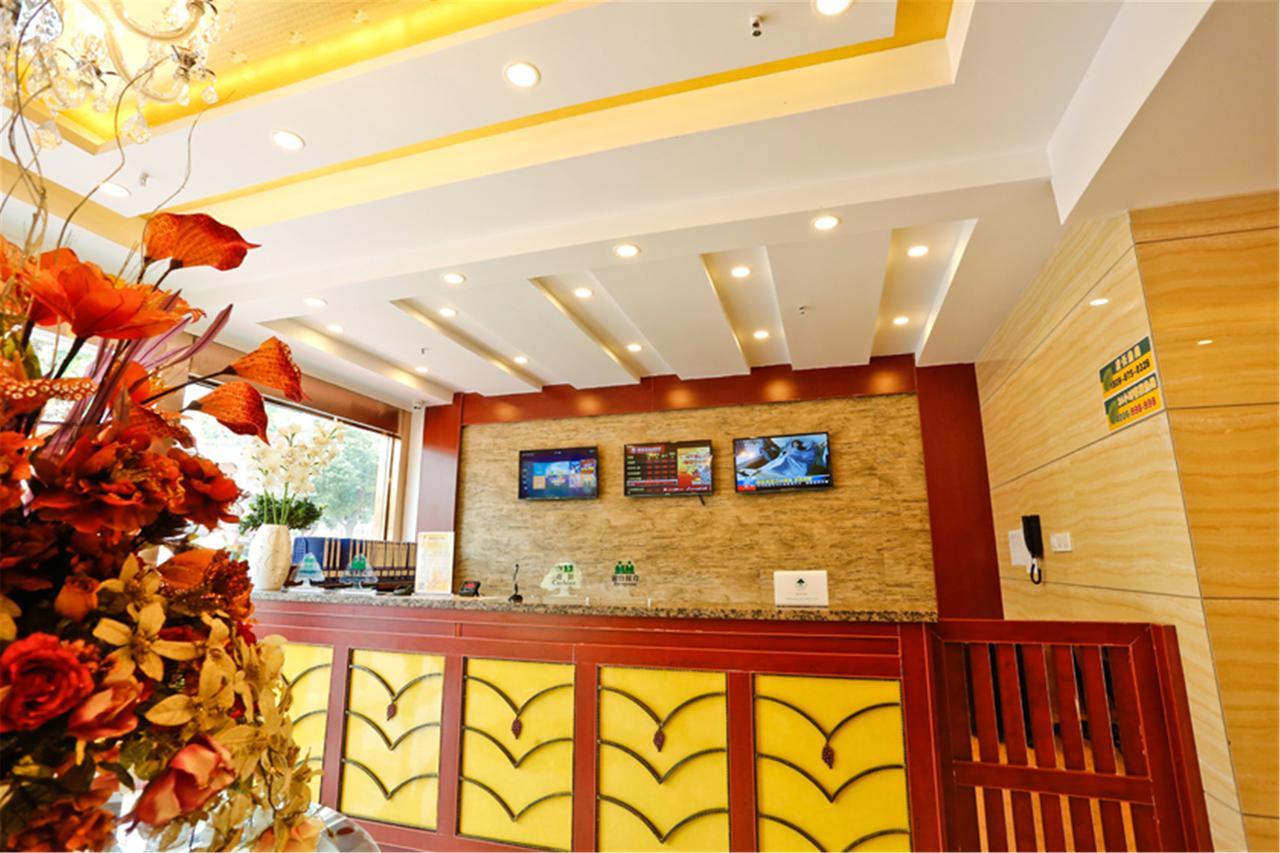 Shell Shanghai Pudong Xin District Huanglou Town Furong Road Exterior photo